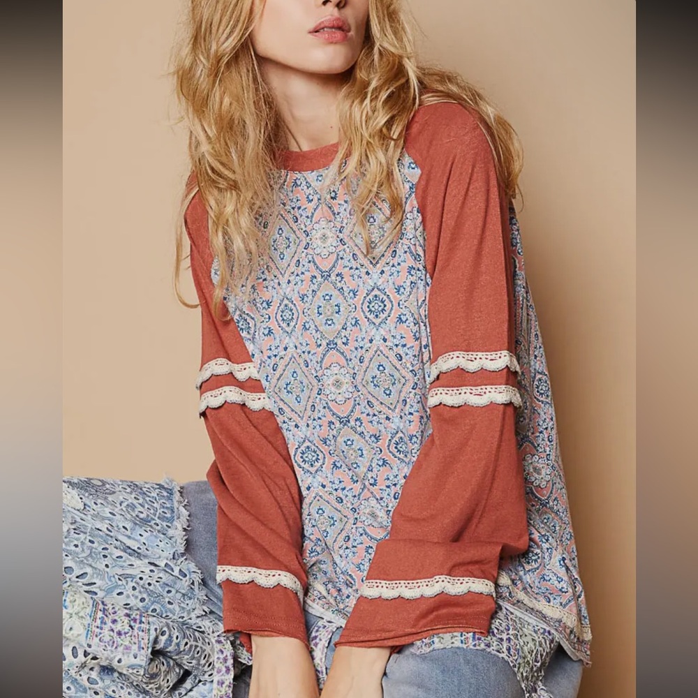 39. NWOT POL Rust and Blue Patterned Long Sleeve Top